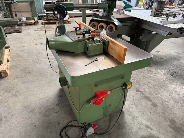 Wadkin - bem - verticale freesmachine - afbeelding 9 van  10