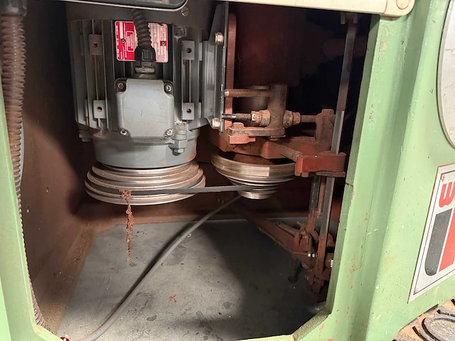 Wadkin - bem - verticale freesmachine - afbeelding 10 van  10
