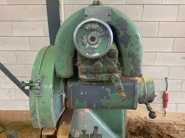 Wadkin afkortcirkelzaagmachine - afbeelding 8 van  9