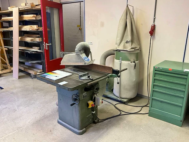 Wadkin tafelcirkelzaagmachine - afbeelding 1 van  15