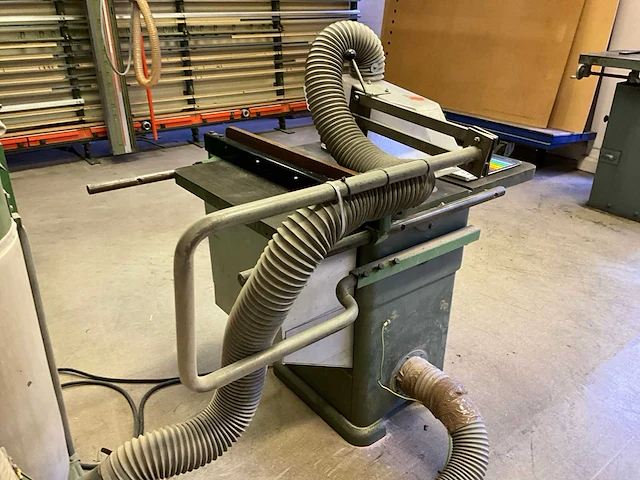 Wadkin tafelcirkelzaagmachine - afbeelding 10 van  15