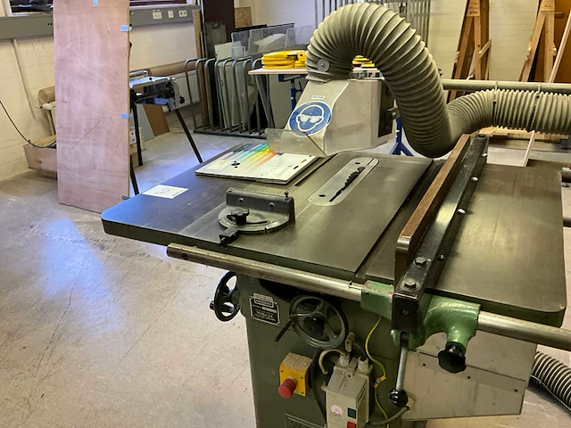 Wadkin tafelcirkelzaagmachine - afbeelding 14 van  15