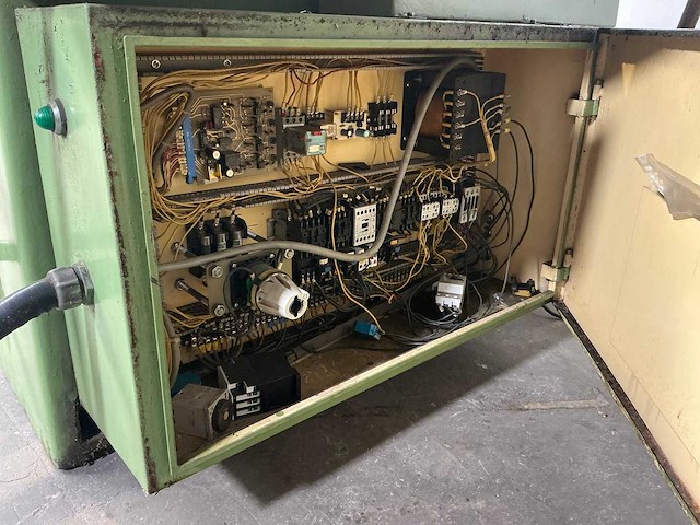 Wagner - sth 700 - surface grinding machine - 1986 - afbeelding 6 van  14