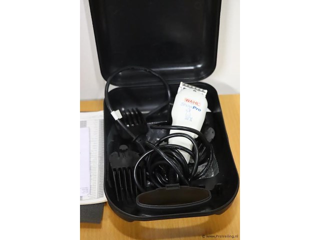 Wahl showpro tondeuse incl. opbergkoffer - afbeelding 1 van  3