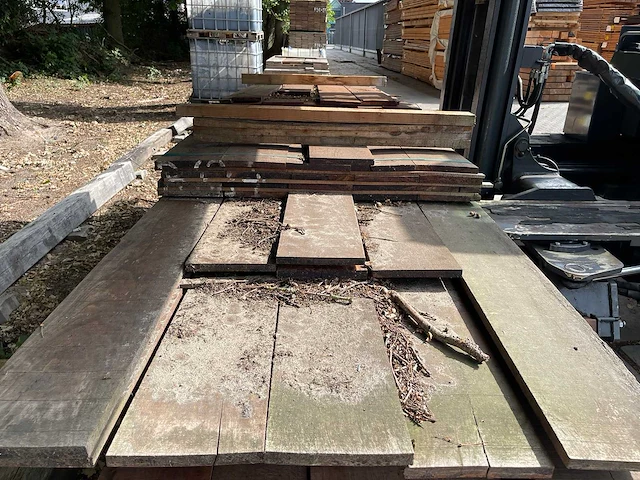 Walaba beschoeiingsplanken 1500-4000x200x20mm (45x) - afbeelding 1 van  3