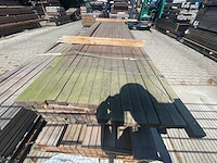 Walaba hardhouten regels geschaafd 40x60mm, lengte 365-495cm (93x) - afbeelding 1 van  3