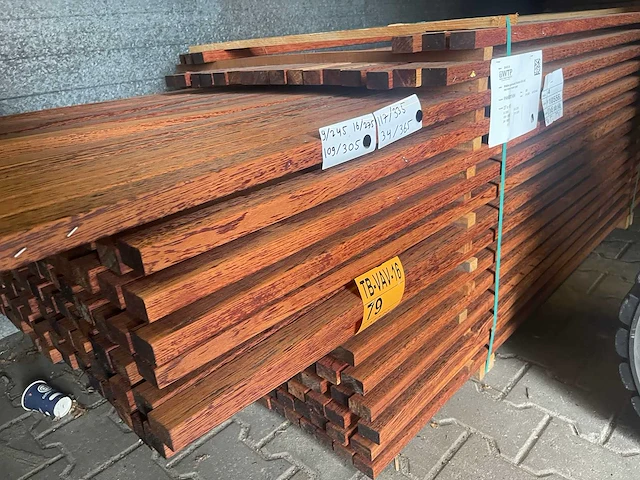 Walaba latten geschaafd 2450-3650x45x27mm (285x) - afbeelding 2 van  3