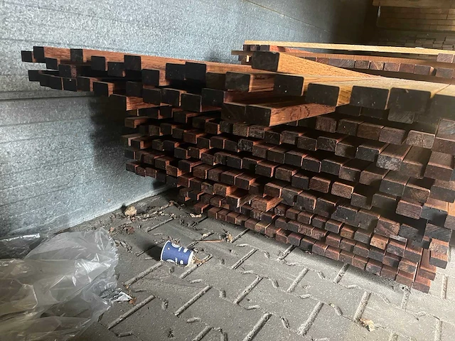 Walaba latten geschaafd 2450-3650x45x27mm (285x) - afbeelding 3 van  3