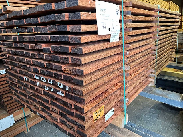 Walaba planken geschaafd 2450x70x27mm (203x) - afbeelding 2 van  3
