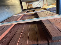 Walaba planken geschaafd 2450x70x27mm (203x) - afbeelding 1 van  3