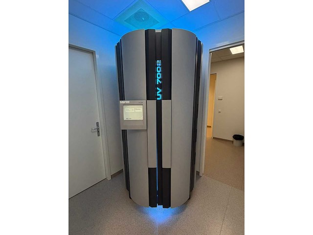 Waldmann - uv7200 - uv-lampen (uvb) 21 x tl 01 120 w - various hospital inventory - afbeelding 8 van  15