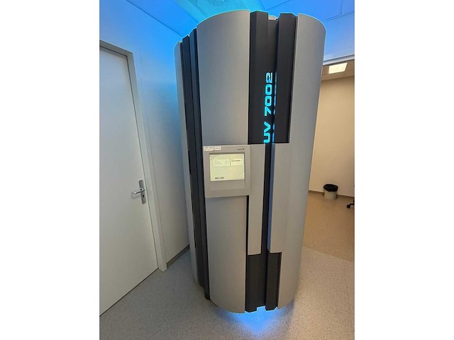 Waldmann - uv7200 - uv-lampen (uvb) 21 x tl 01 120 w - various hospital inventory - afbeelding 10 van  15