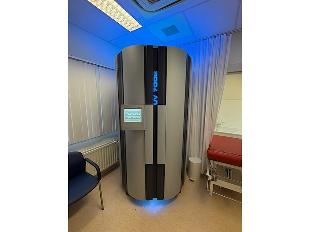 Waldmann - uv7200k - uv-lampen (uvb) 21 x tl 01 120 w uv-lampen (uva) 21 x tl 01 120 w - various hospital inventory - afbeelding 6 van  13