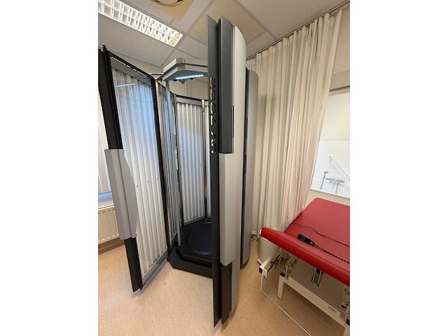 Waldmann - uv7200k - uv-lampen (uvb) 21 x tl 01 120 w uv-lampen (uva) 21 x tl 01 120 w - various hospital inventory - afbeelding 11 van  13