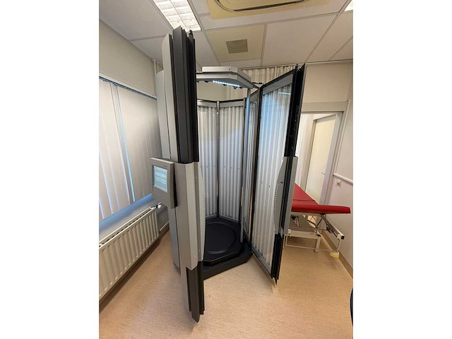 Waldmann - uv7200k - uv-lampen (uvb) 21 x tl 01 120 w uv-lampen (uva) 21 x tl 01 120 w - various hospital inventory - afbeelding 13 van  13