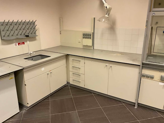 Waldner laboratoriumtafel - afbeelding 1 van  11