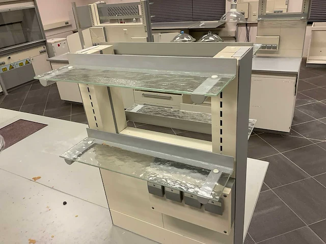Waldner laboratoriumtafel - afbeelding 21 van  25