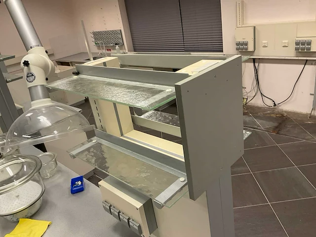 Waldner laboratoriumtafel - afbeelding 18 van  20