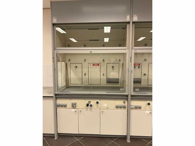 Waldner laboratoriumzuurkast - afbeelding 1 van  15