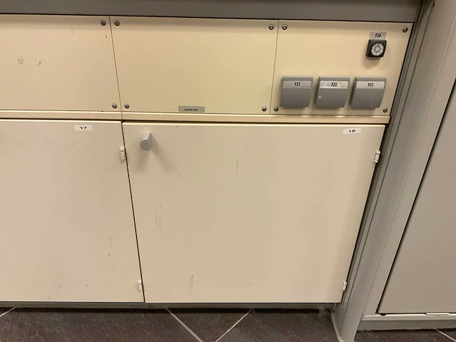 Waldner laboratoriumzuurkast - afbeelding 10 van  14