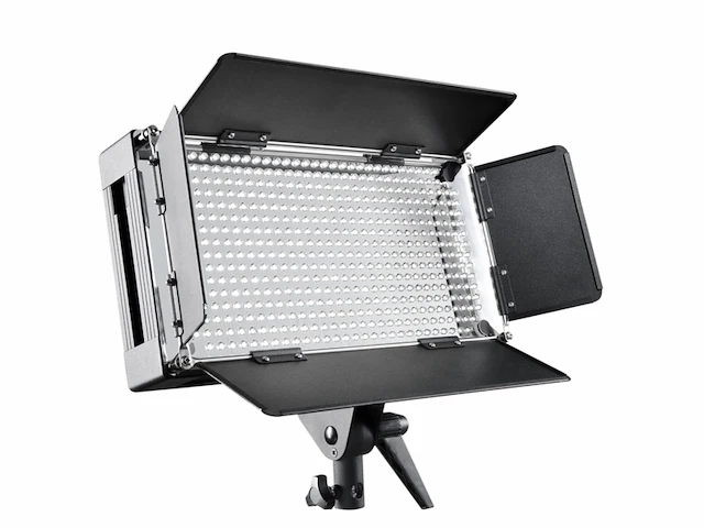 Walimex pro led 1000 videolamp (met statief wt806) - afbeelding 2 van  6
