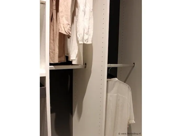 Walk-in closet - afbeelding 3 van  40