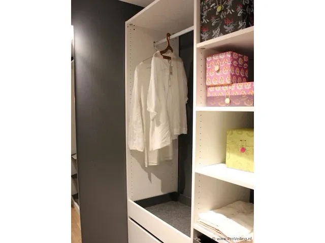 Walk-in closet - afbeelding 10 van  40