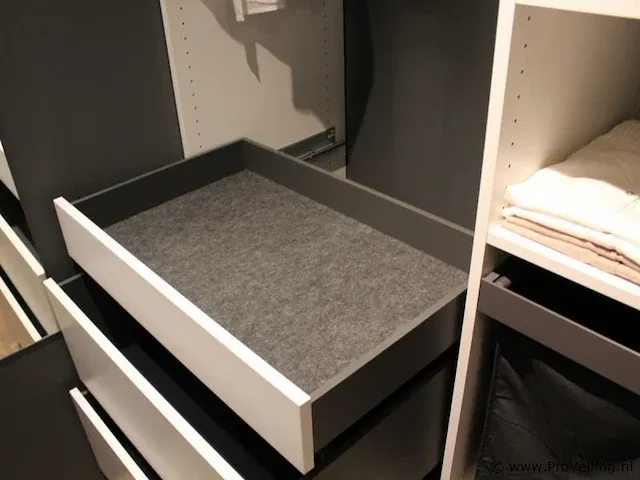 Walk-in closet - afbeelding 15 van  40
