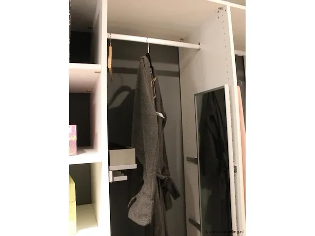 Walk-in closet - afbeelding 20 van  40