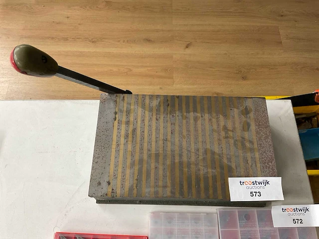 Walker-hagou 20 magnetische opspantafel - afbeelding 1 van  2