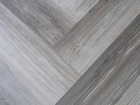 Walvisgraat pvc - 22,232 m2 , floer, vaquita vergrijsd, grijs / chroom - afbeelding 4 van  5