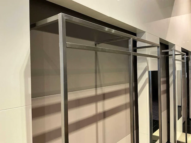Wand kledingrek (4x) - afbeelding 2 van  5