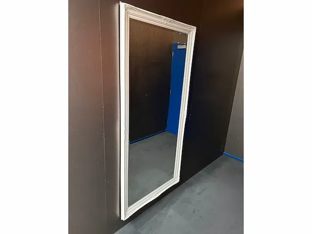 Wand spiegel - afbeelding 1 van  1