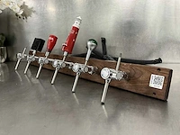 Wand tapkranen - afbeelding 1 van  4