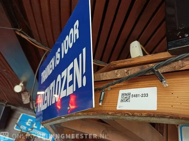 Wandbord, trainen is voor talentlozen - afbeelding 4 van  4