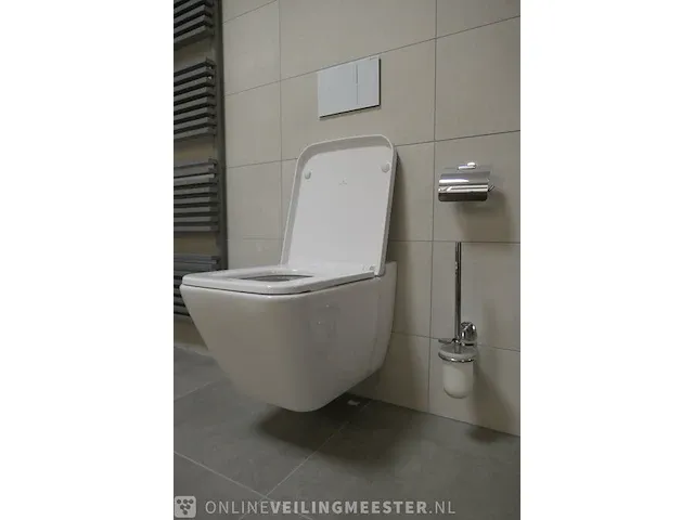 Wandcloset villeroy & boch, glans wit - afbeelding 1 van  10