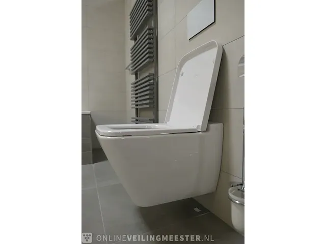 Wandcloset villeroy & boch, glans wit - afbeelding 3 van  10
