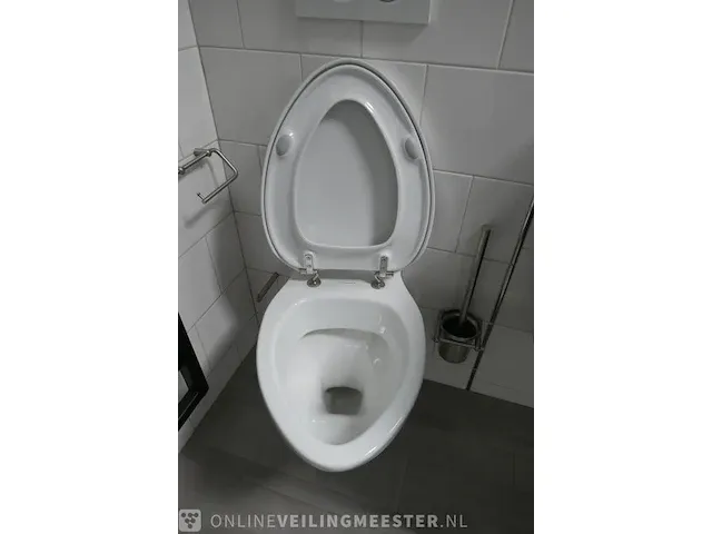 Wandcloset villeroy & boch, oblic, wit - afbeelding 4 van  7
