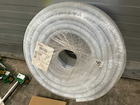 Wandcontactdozen, beschermingsslang en kabel - afbeelding 9 van  12