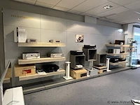 Wanddisplay - 650x60x240cm - afbeelding 2 van  3