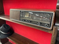 Wandkast met decoratiemateriaal - afbeelding 6 van  7