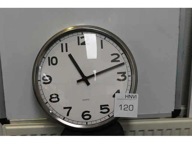 Wandklok doorsnede 30 cm. - afbeelding 1 van  1
