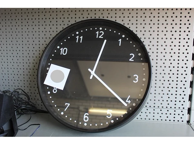 Wandklok doorsnede 37 cm - afbeelding 1 van  1