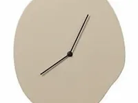 Wandklok ferm living, melt wall clock, cashmere - afbeelding 1 van  2