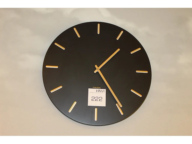 Wandklok karlson. doorsnede 40 cm - afbeelding 1 van  2