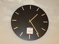 Wandklok karlson. doorsnede 40 cm - afbeelding 1 van  2