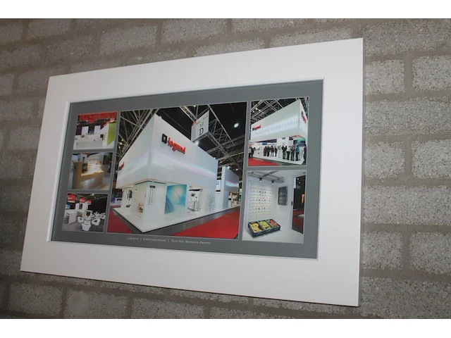 Wandklok karlsson met 24 cm doorsnede en hygrometer met doorsnede 10 cm. - afbeelding 2 van  2