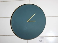 Wandklok met doorsnede 37 cm. - afbeelding 1 van  1