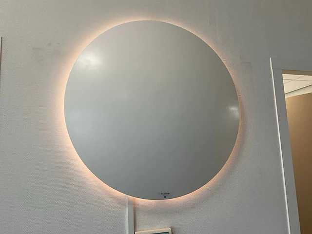 Wandlamp - afbeelding 1 van  4