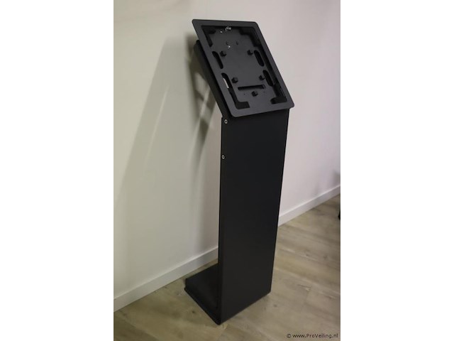 Wandmeubel en 6 onesix bestelzuilen - 2 stuks - afbeelding 2 van  8